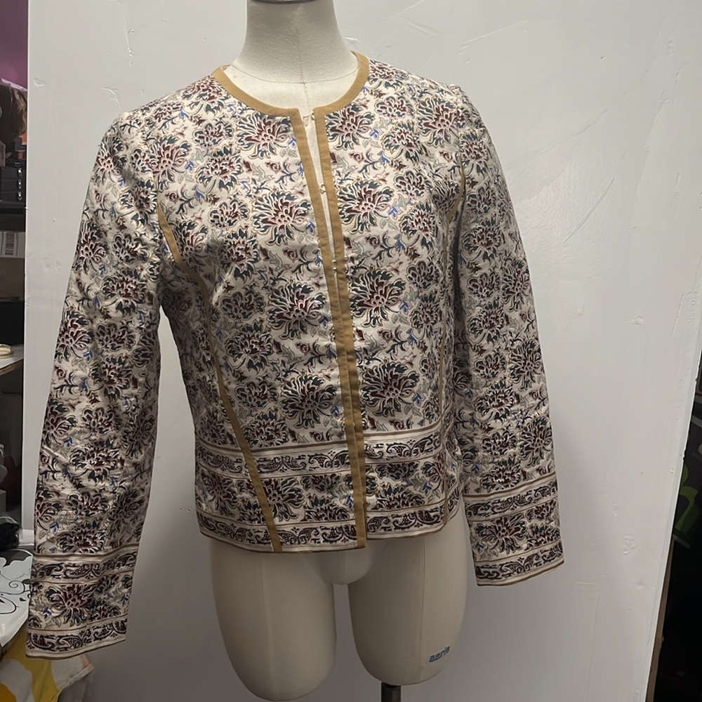 Floral Patterned Women's Jacket - Picture 2 of 7